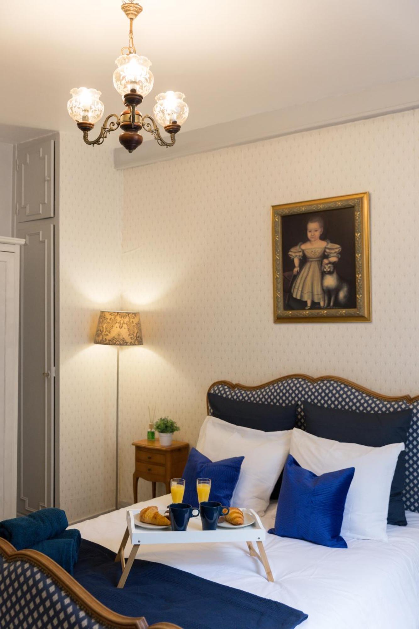 * Le Versaillais*2 min à pied du Château Versailles Extérieur photo